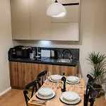 Progarden Luxury Apartment *