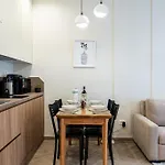 Progarden Luxury Apartment *