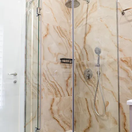 Progarden Luxury Appartamento Tirana