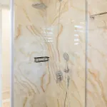 شقة Progarden Luxury