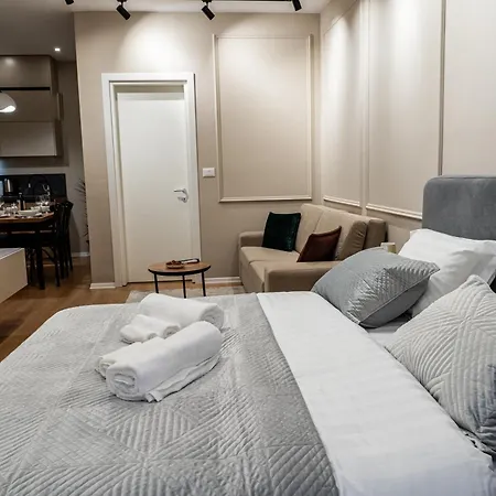 Progarden Luxury Apartment